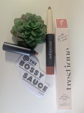 🌸 trèStiQue Matte Lip Crayon + Balm in Shade Florence Fig NWT